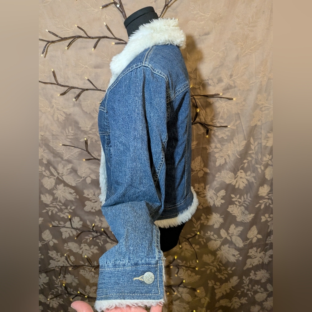 Y&F Sherpa Lined Jean Jacket, Size M, EUC! - Picture 6 of 10